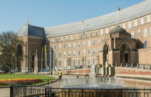 Council attempts to bridge gap with Bristol public in new mental health scheme Bristol City Council aim to improve the city's mental health support.